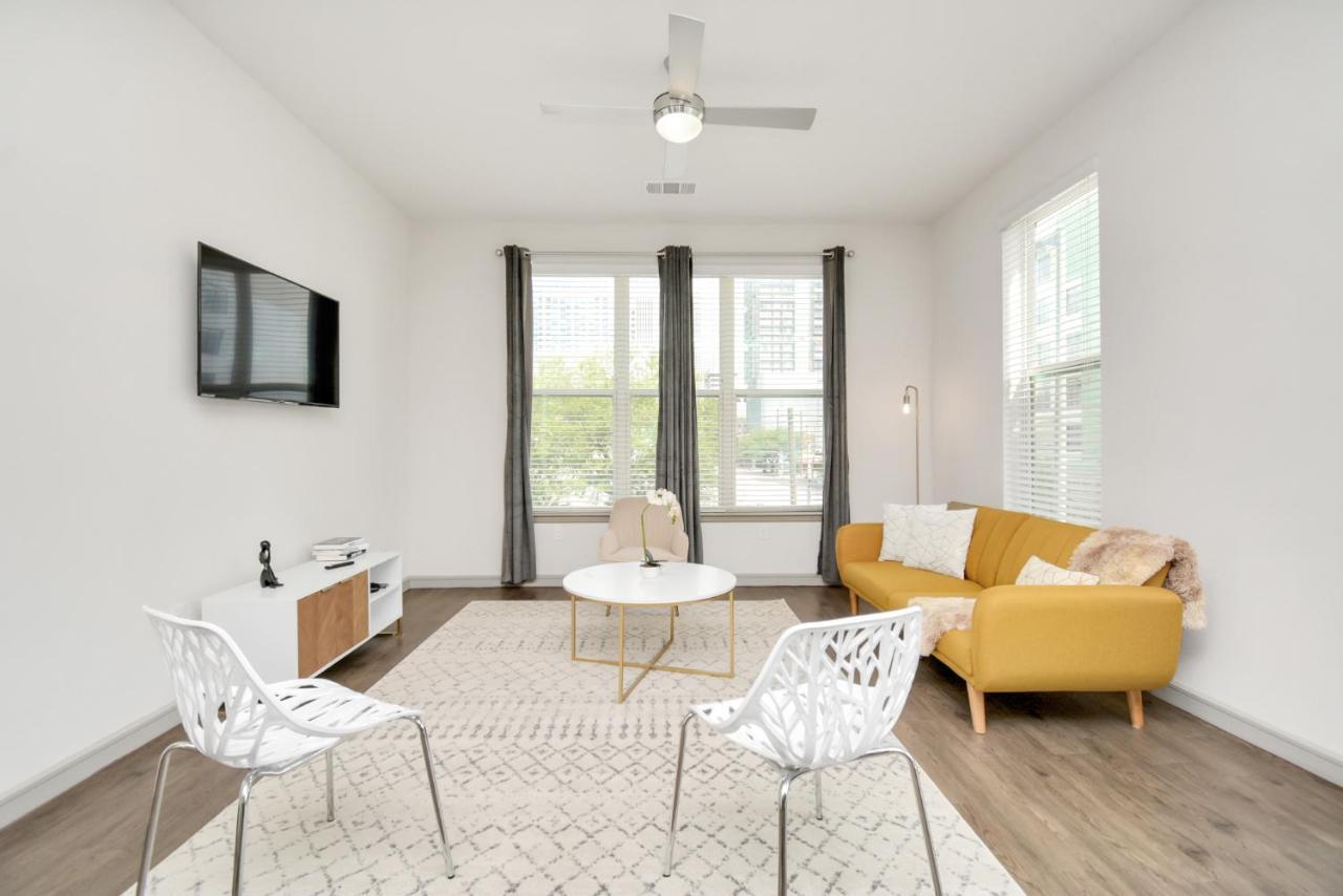 Elan Maison Smart Hub In The Heart Of Downtown Houston Apartment Exterior photo